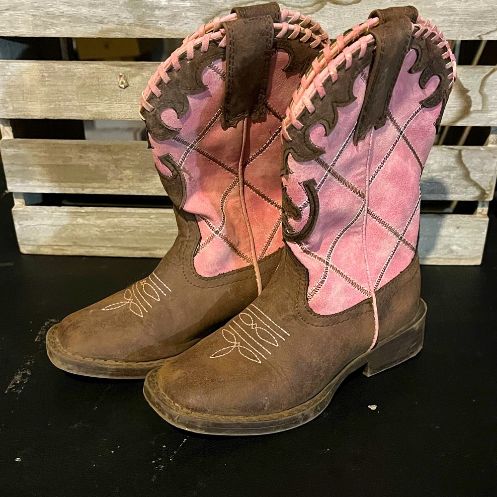 Girls shoe lot size 9